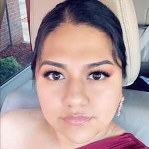 Meet your Posher, Norma